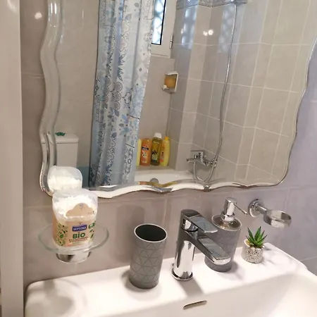 Robert's Flat In The Centre Town * Nauplia