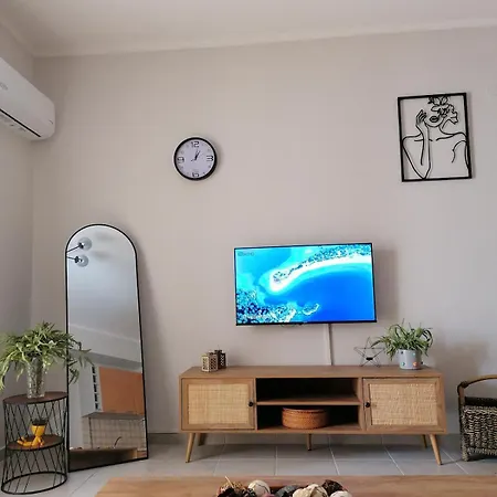 Apartment Robert's Flat In The Centre Town Nafplio