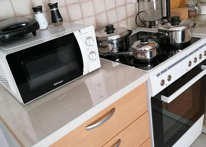 Robert's Flat In The Centre Town 公寓 纳夫普利翁